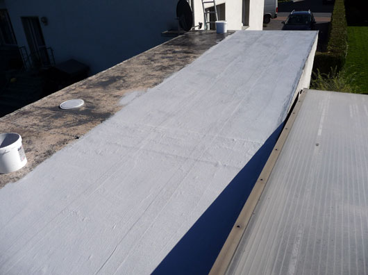 Betondach saniert, Dachsanierung, Flachdach, Flachdachsanierung, Fl&uuml;ssigkunststoff, Garage abdichten, sanieren, abichten, selber machen, Dachabdichtung, Vulkem, Mariseal, Bungalow, Purelastik, Armierungsvlies, Balkonsanierung, Flachdachabdichtung