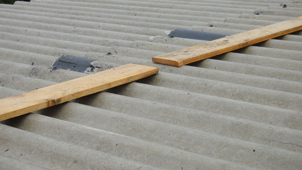 Faserzement, Asbest, Purelastik, Dachsanierung, Flachdach, Flachdachsanierung, Fl&uuml;ssigkunststoff, Garage abdichten, sanieren, abichten, selber machen, Dachabdichtung, Vulkem, Mariseal, Bungalow, Purelastik, Armierungsvlies, Balkonsanierung, Flachdachabdichtung
