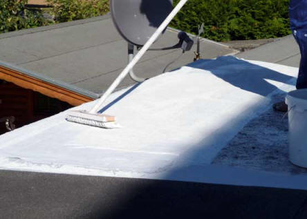 Purelastik verarbeiten 04, Dachsanierung, Flachdach, Flachdachsanierung, Fl&uuml;ssigkunststoff, Garage abdichten, sanieren, abichten, selber machen, Dachabdichtung, Vulkem, Mariseal, Bungalow, Purelastik, Armierungsvlies, Balkonsanierung, Flachdachabdichtung