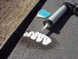 Vulkem 2, Dachsanierung, Flachdach, Flachdachsanierung, Fl&uuml;ssigkunststoff, Garage abdichten, sanieren, abichten, selber machen, Dachabdichtung, Vulkem, Mariseal, Bungalow, Purelastik, Armierungsvlies, Balkonsanierung, Flachdachabdichtung