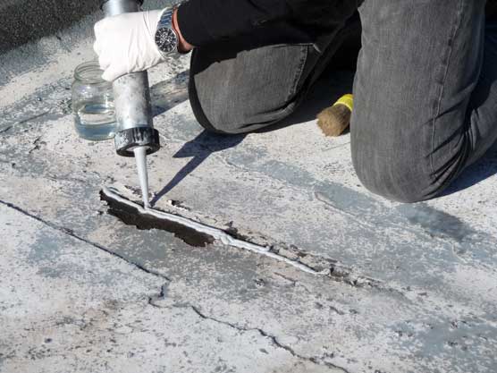 V2, Dachsanierung, Flachdach, Flachdachsanierung, Fl&uuml;ssigkunststoff, Garage abdichten, sanieren, abichten, selber machen, Dachabdichtung, Vulkem, Mariseal, Bungalow, Purelastik, Armierungsvlies, Balkonsanierung, Flachdachabdichtung